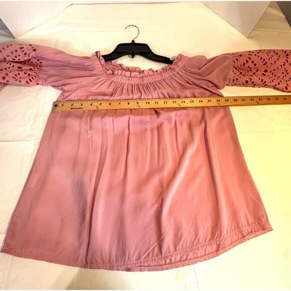 Pink Off-Shoulder Blouse W/ Eyelet Bell Sleeves For Women - Size Small - Picture 3 of 6